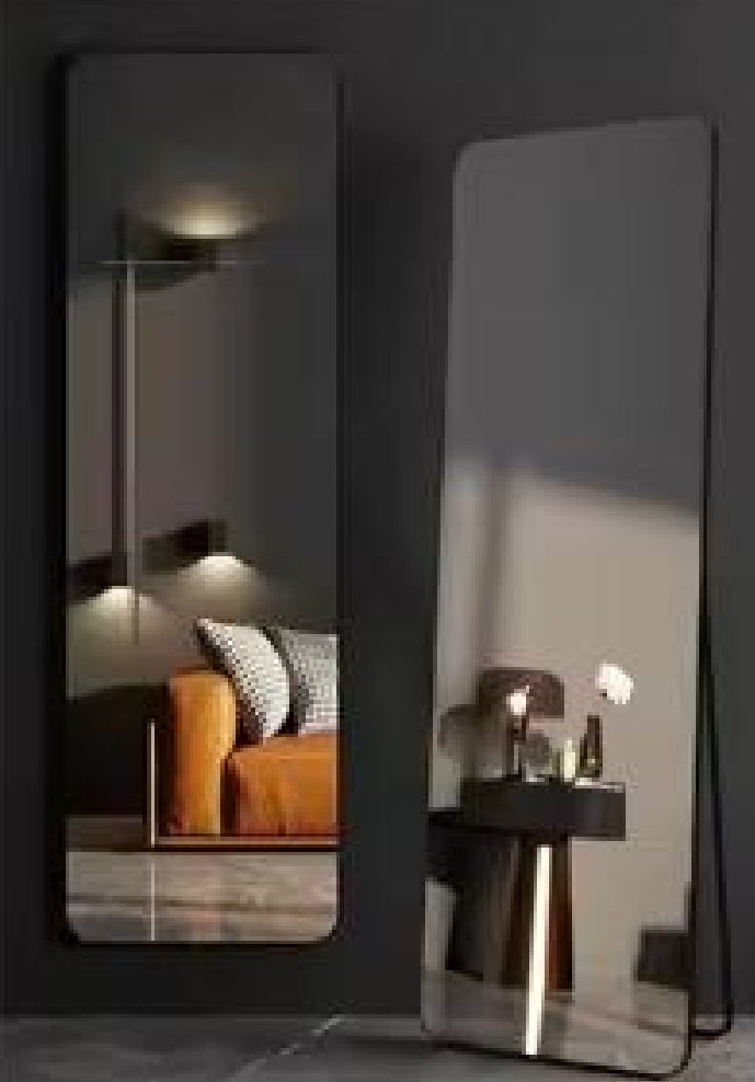Wandspiegel met zwart aluminium frame Rechthoekige vorm Vrijstaand