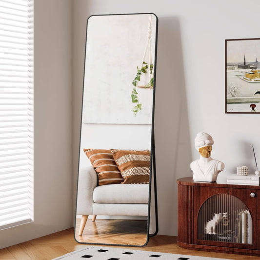 Wandspiegel met zwart aluminium frame Rechthoekige vorm Vrijstaand